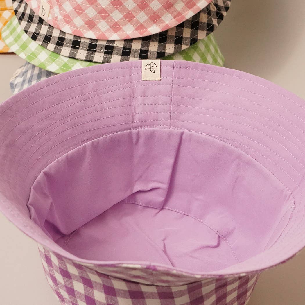 Gingham Reversible Bucket Hat: BLK / One Size