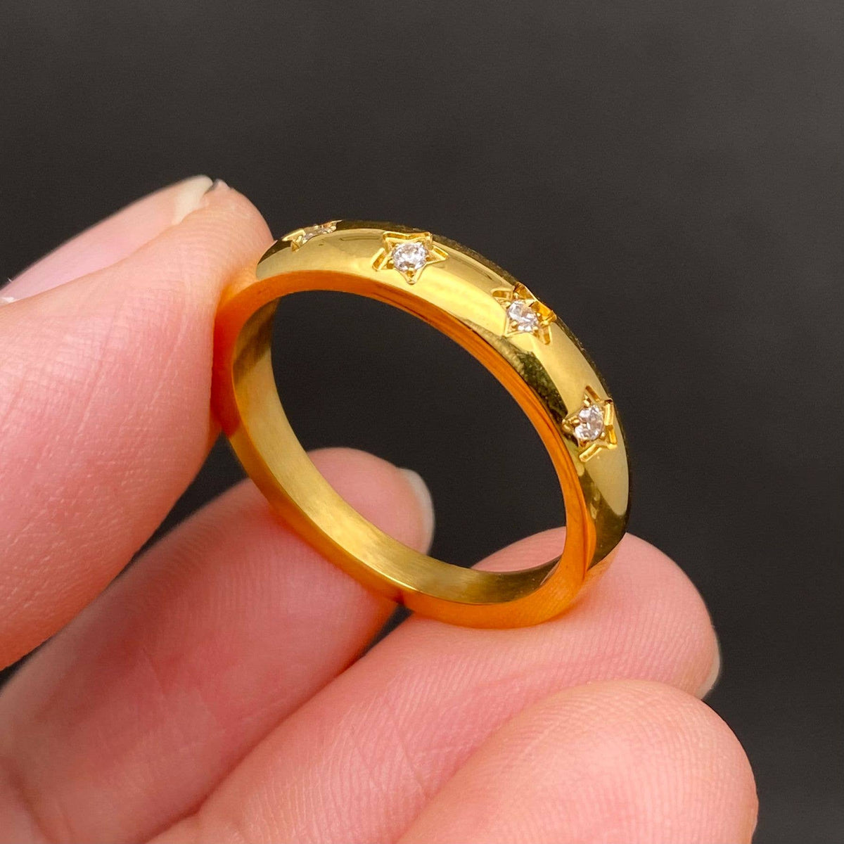 Zircon Inlaid Star 18K Gold Plated S.Steel Ring - FGS/MS: Golden / 9