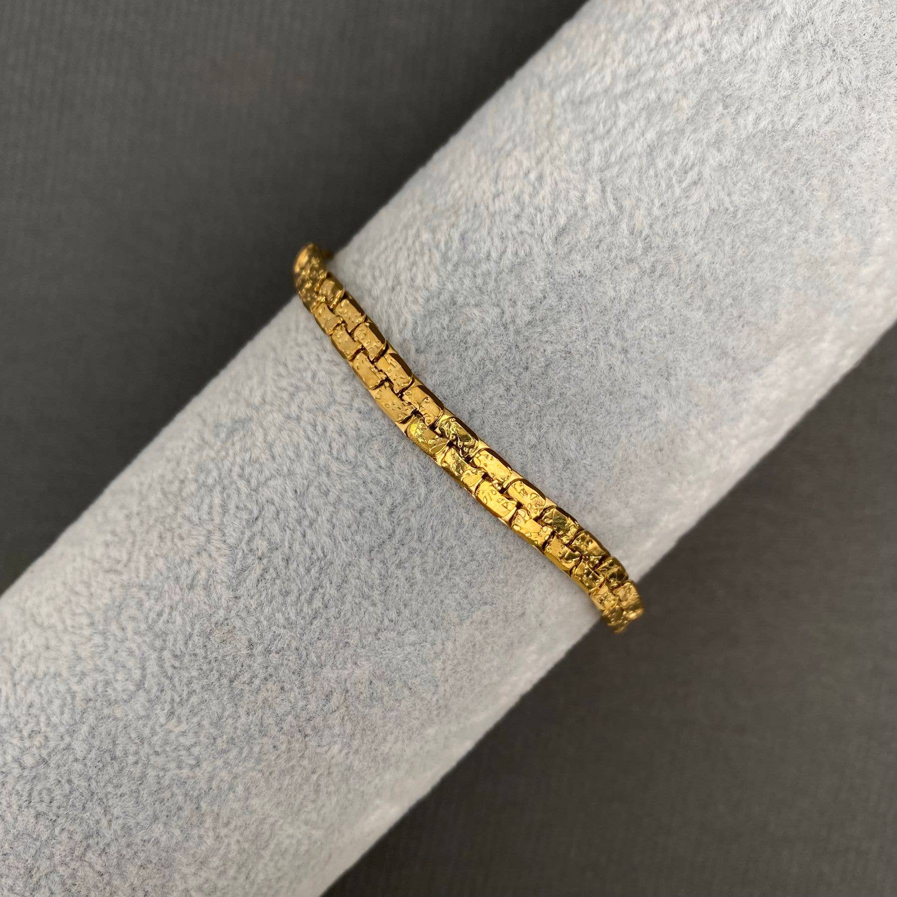 Hammer Texture 18K Gold Plated S.Steel Flat Bracelet - FGS
