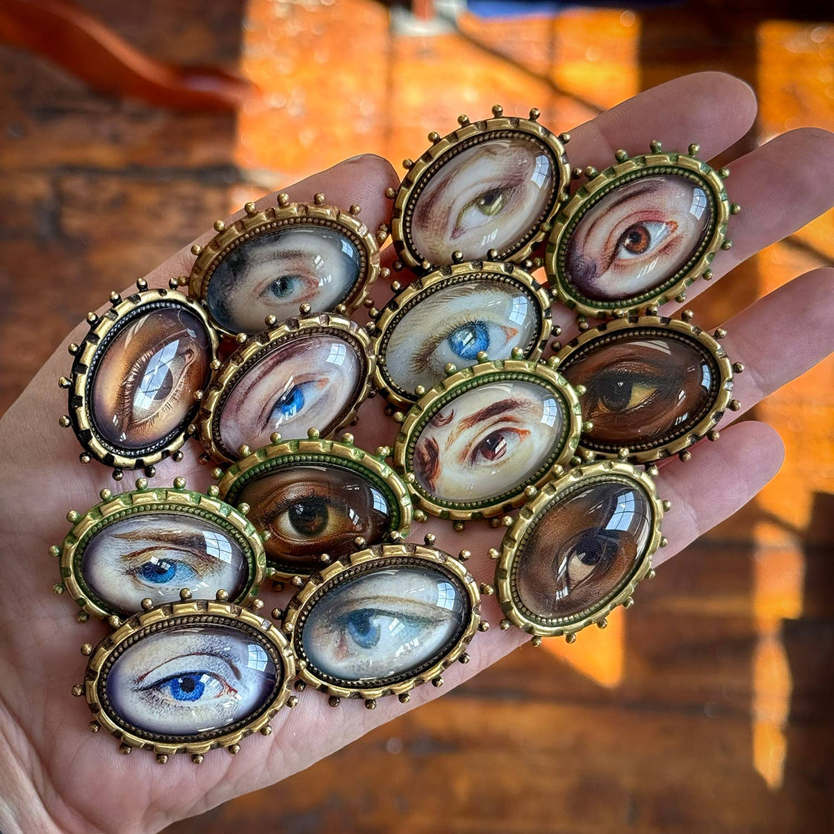 You Choose Lovers Eye Oval Brass Brooch Vintage Victorian: #1 Blue Eye Black Patina