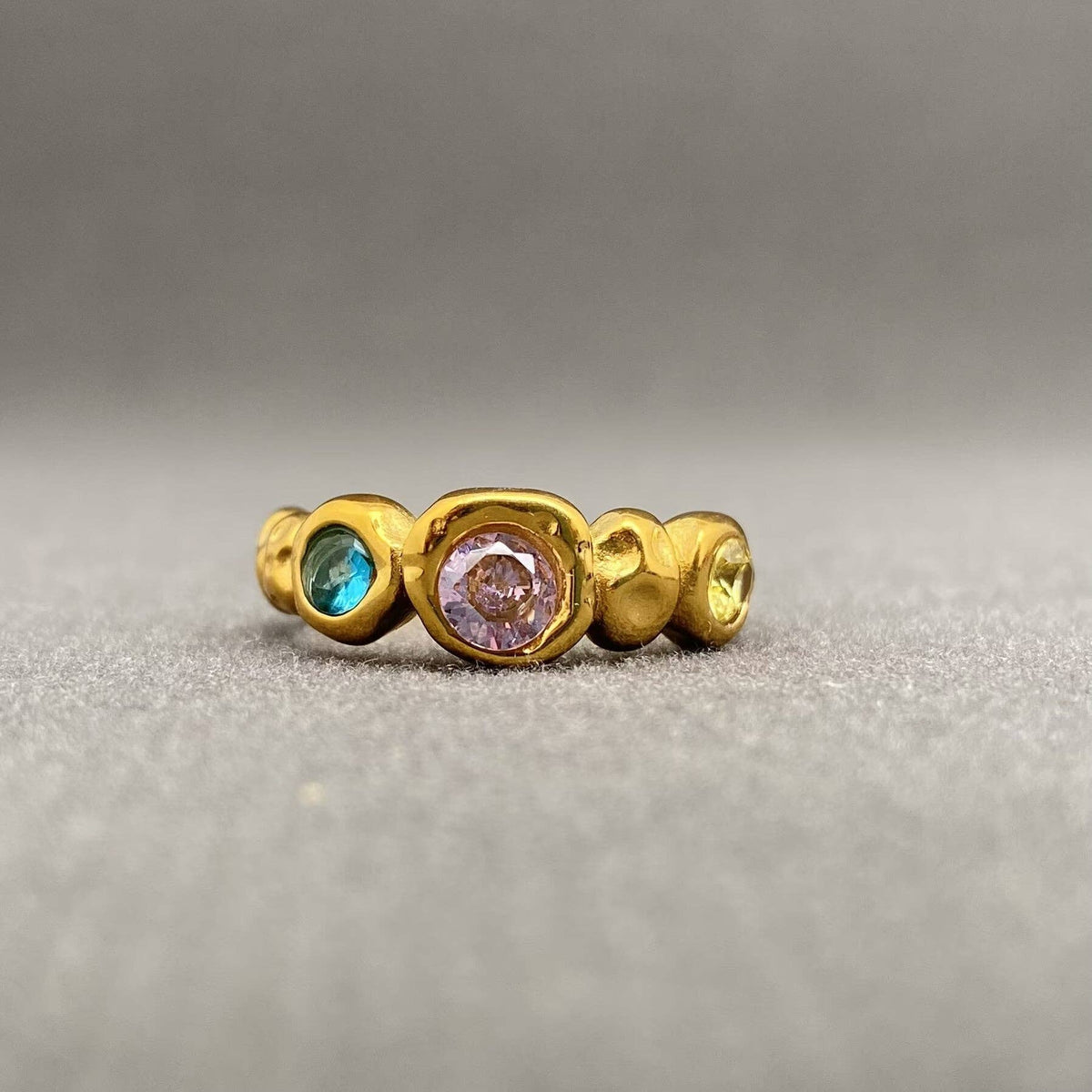 Zircon Inlaid Hammer Texture 18K Gold Plated S.Steel Ring - FGS: Colored / 8