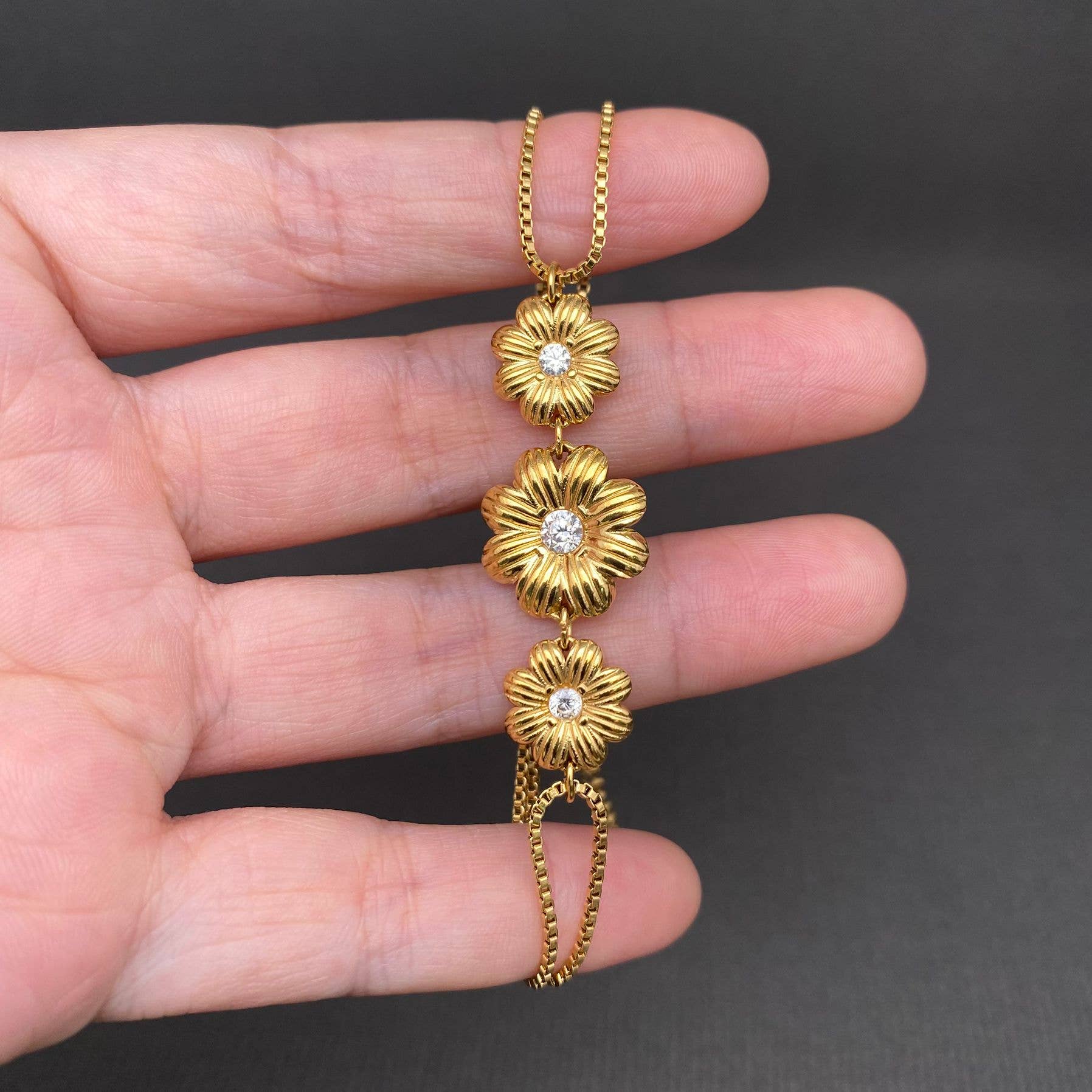 3 Flowers Charm 18K Gold Plated S.Steel Bracelet - FGS