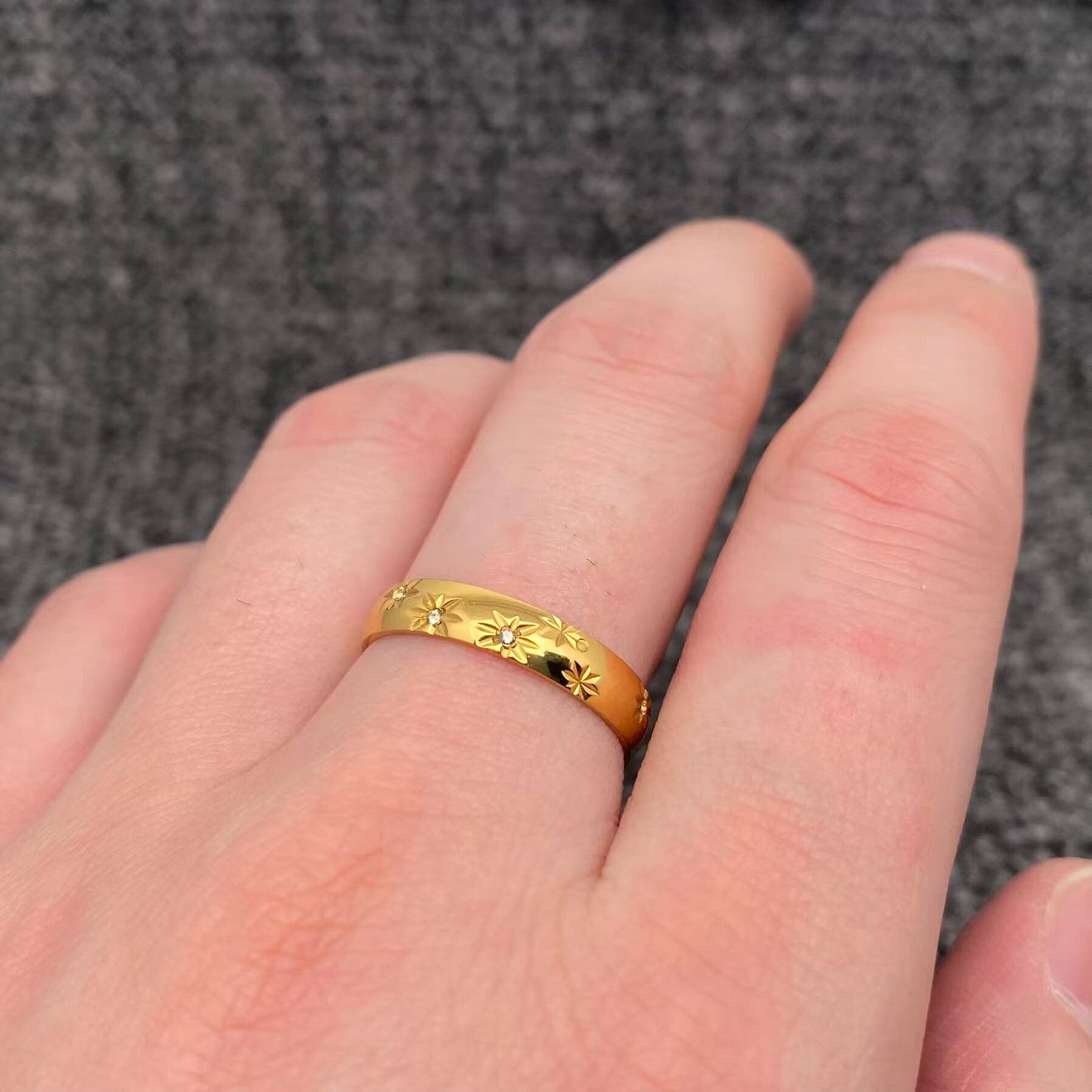 Inlaid CZ Stars 18K Gold Plated Stainless Steel Ring -FGS/MS: 6