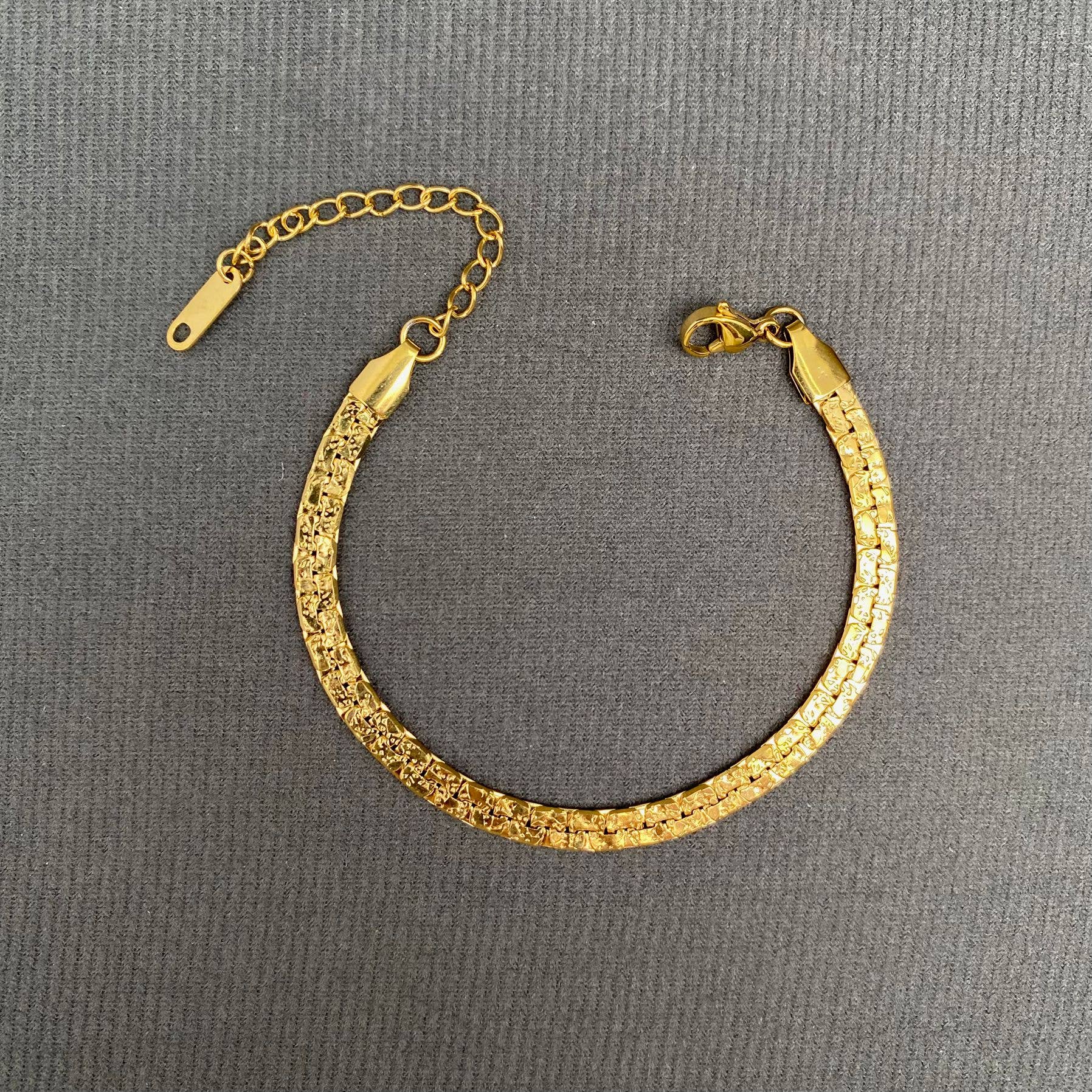 Hammer Texture 18K Gold Plated S.Steel Flat Bracelet - FGS