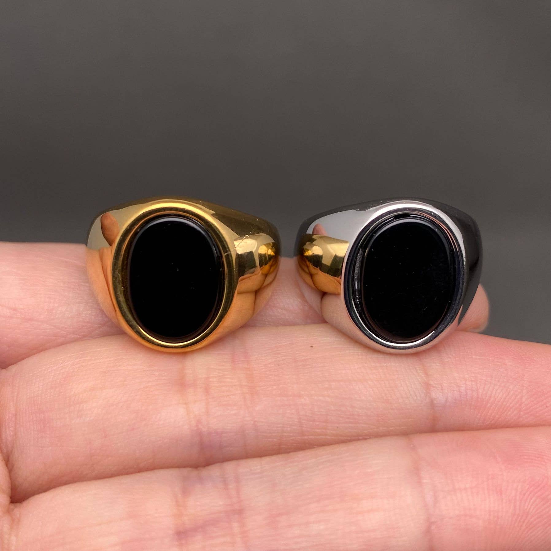 Black Onyx 18K Gold Plated Stainless Steel Men's Ring -MJ/MR: Golden / 10