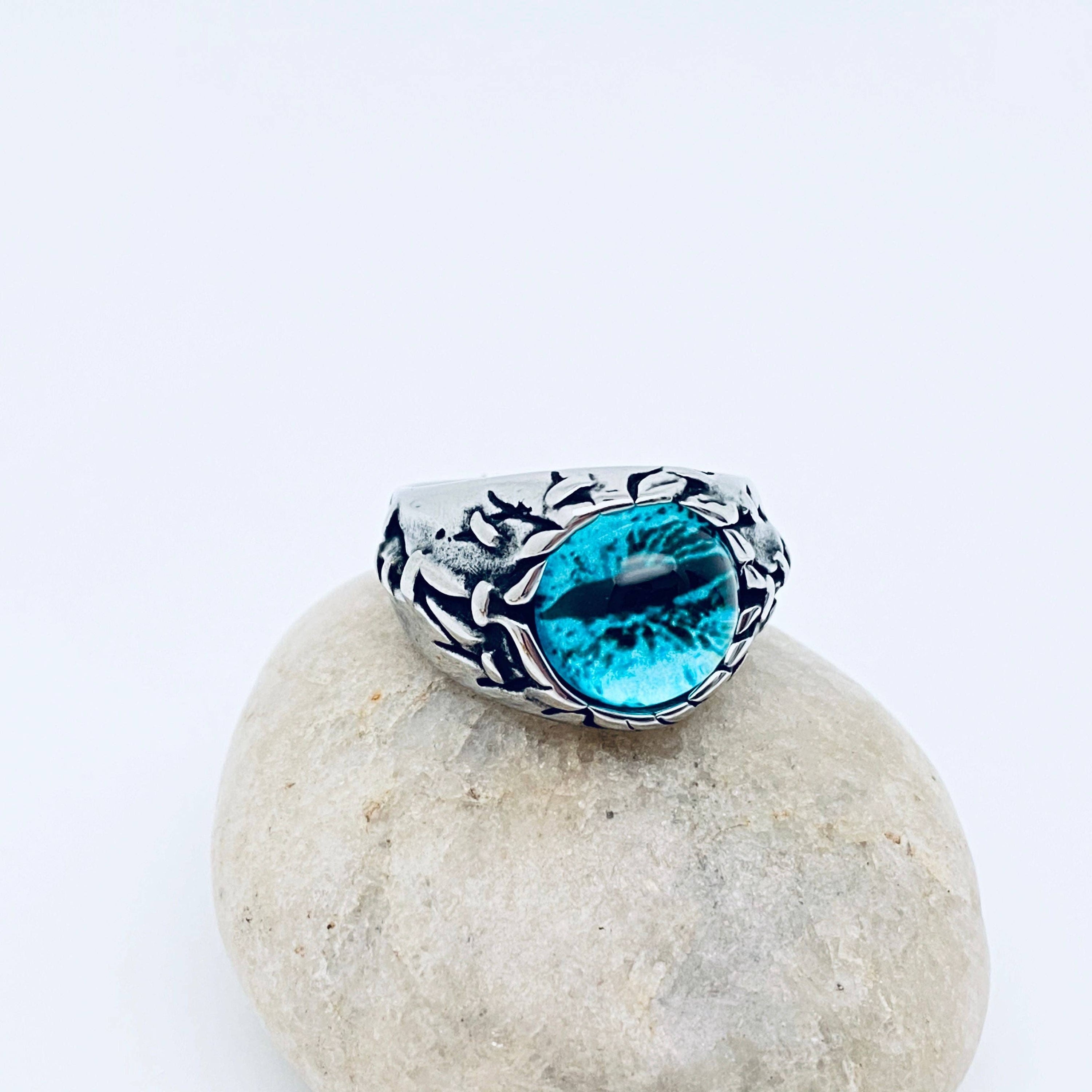 Devil's Eye Demon Eyeball Men's Stainless Steel Ring - MJ/MR: Golden Blue stone / 10