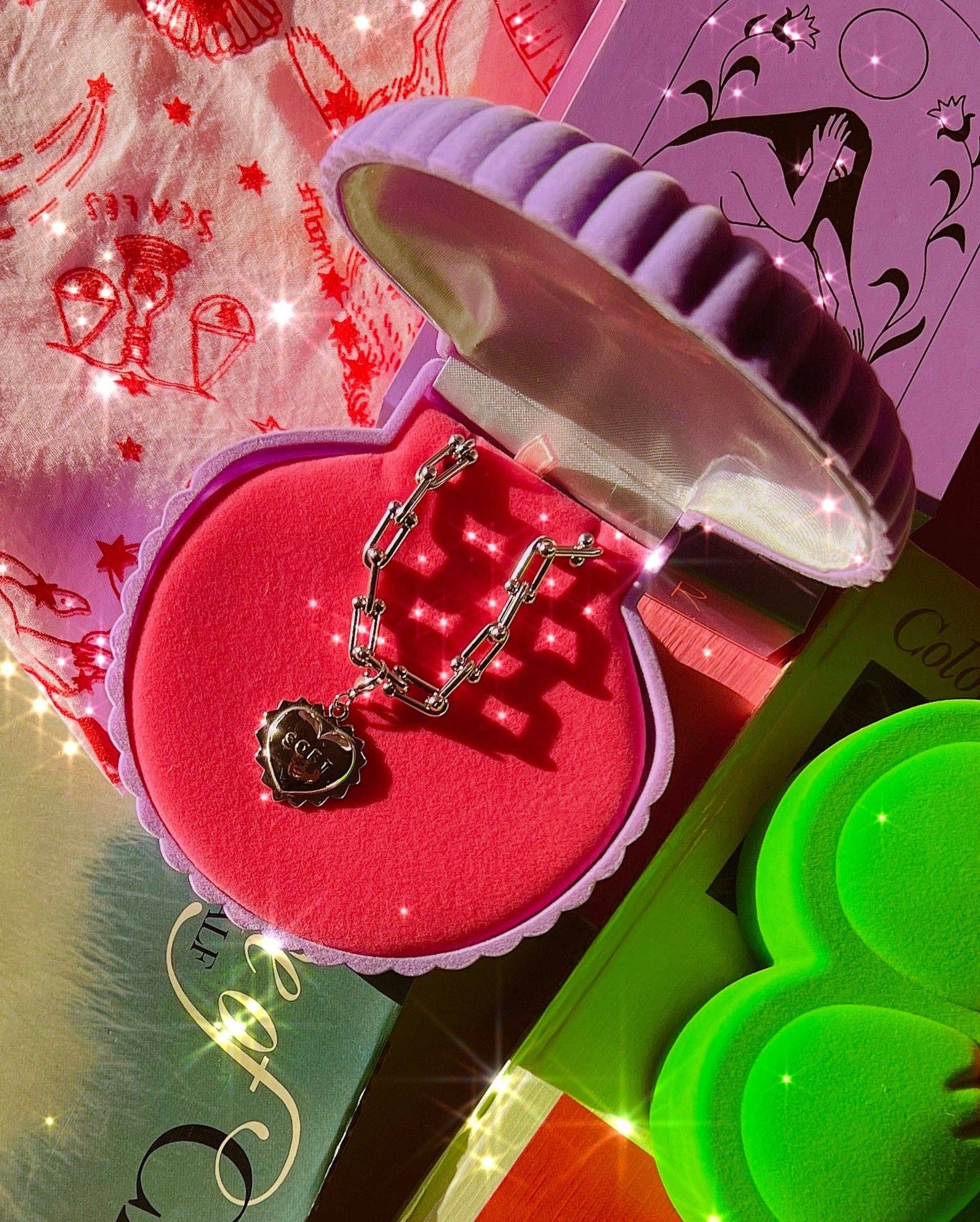 ReesaBoBeesa - Soft Heart Chain