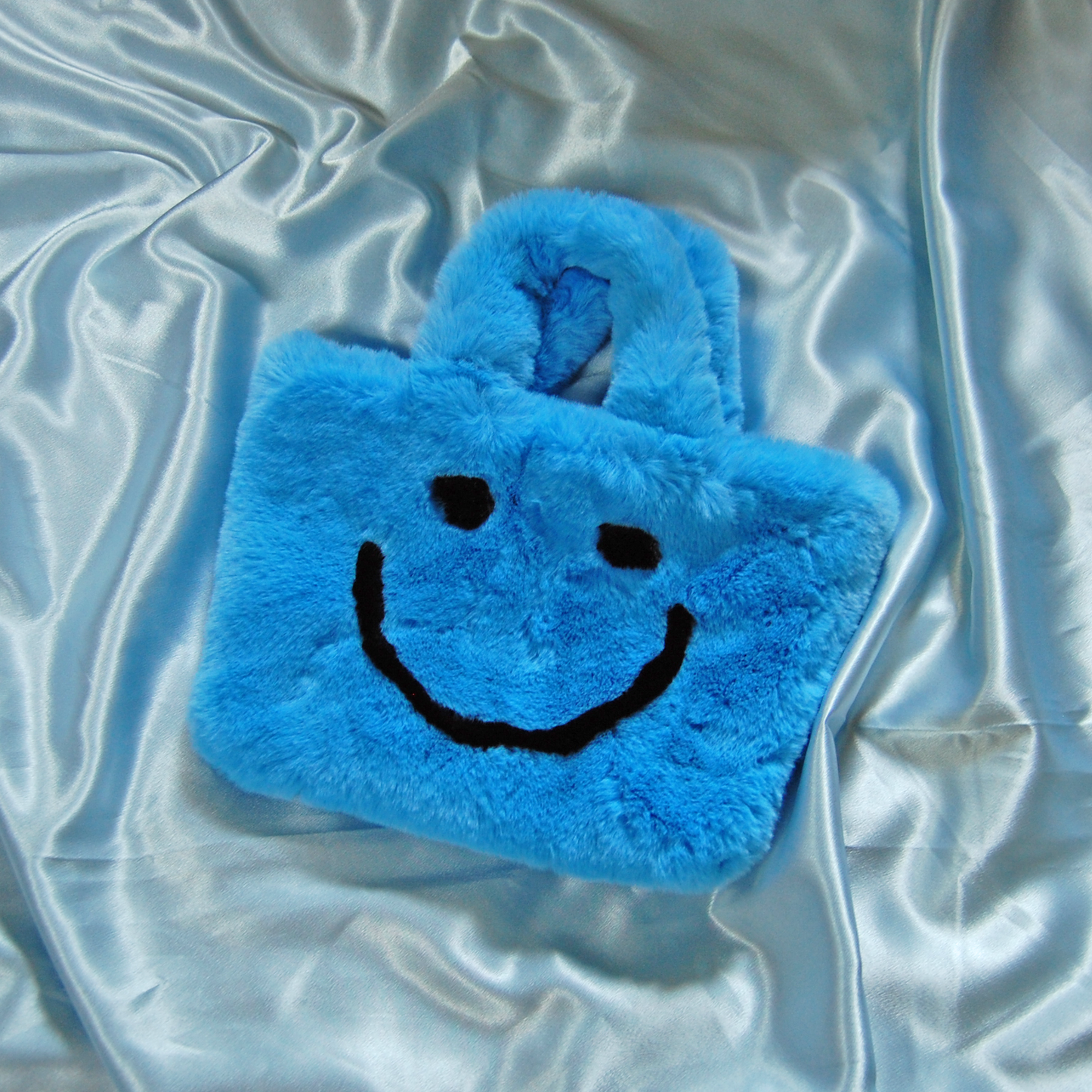 A Shop of Things - Smiley Purse- blue :)
