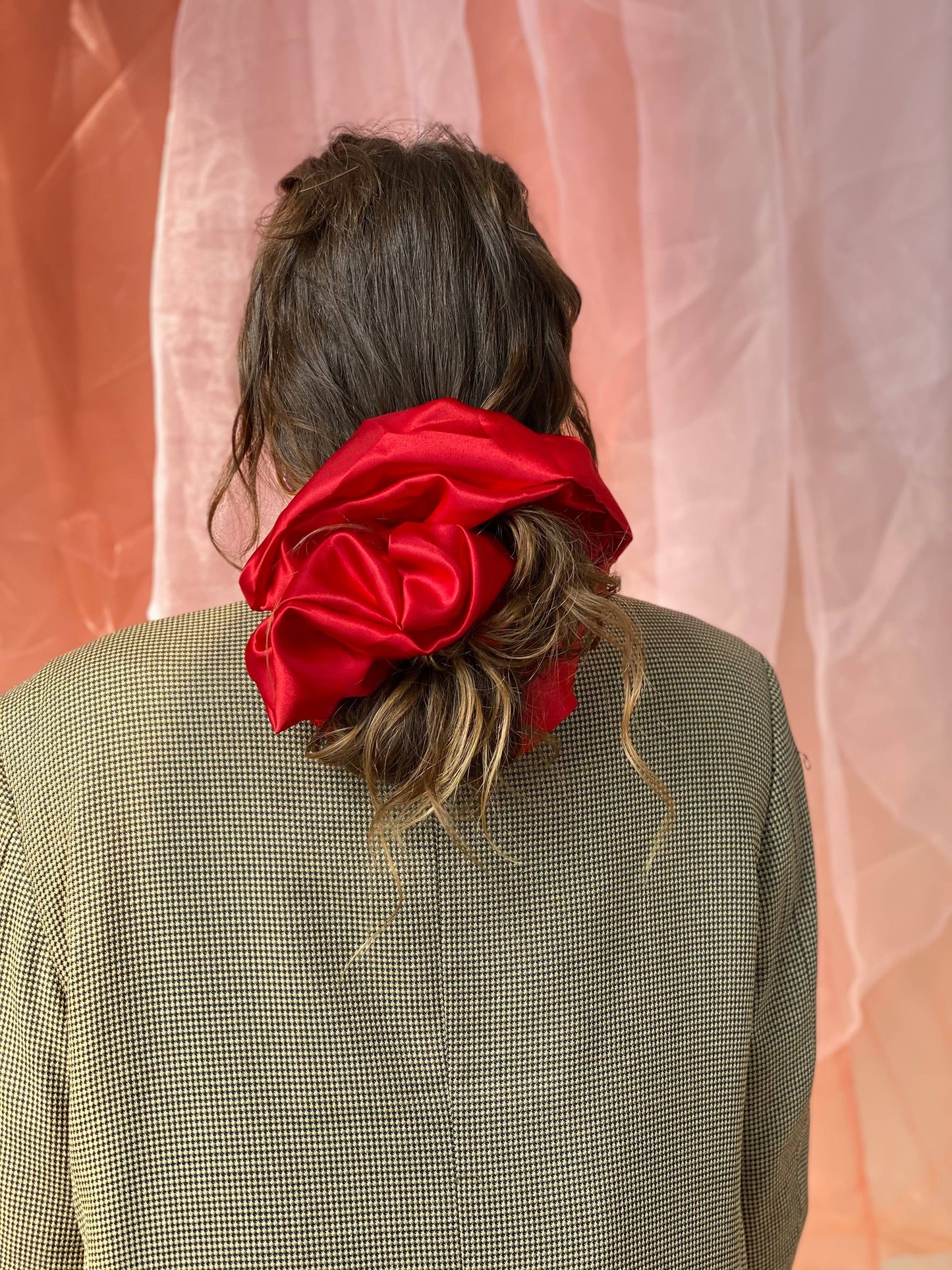 Room Shop - Giant Scrunchie - Heathers Red
