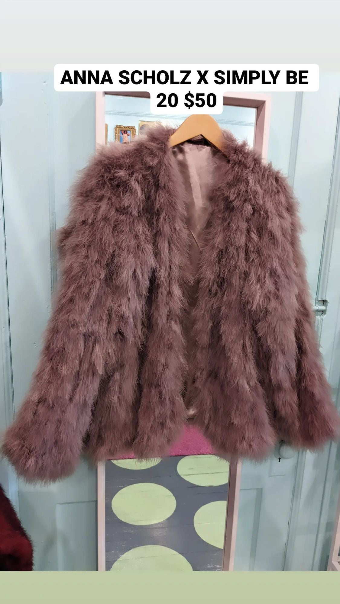 RESALE ANNA SCHOLZ X SIMPLY BE soft mauve fur coat